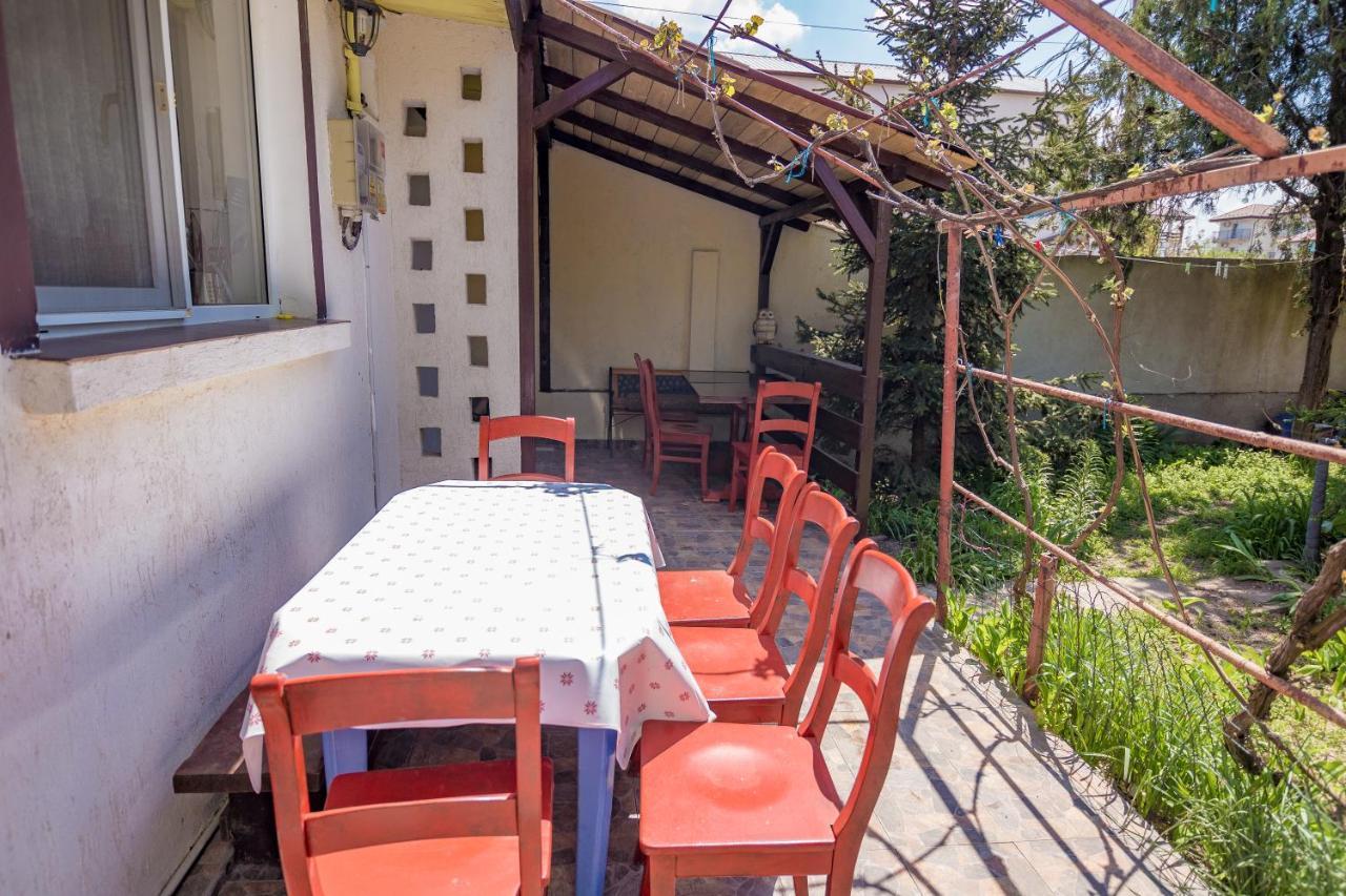 Old House Apartment Vama Veche Bagian luar foto