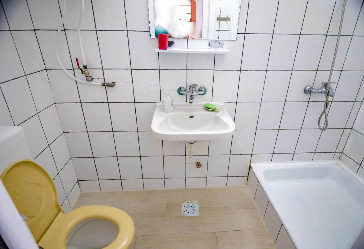 Old House Apartment Vama Veche Bagian luar foto